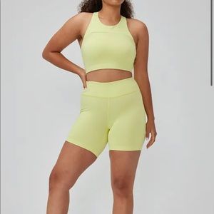 Outdoor voices XS gecko yellow set